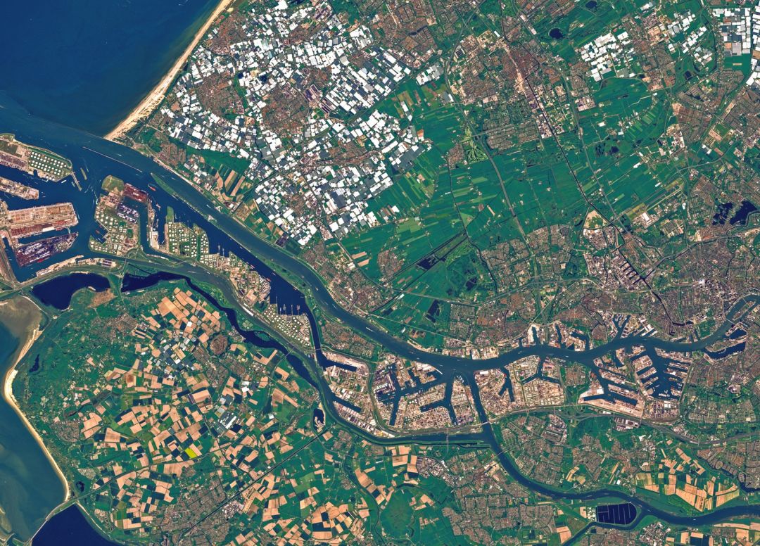 Communication with surrounding environment in an industrial area